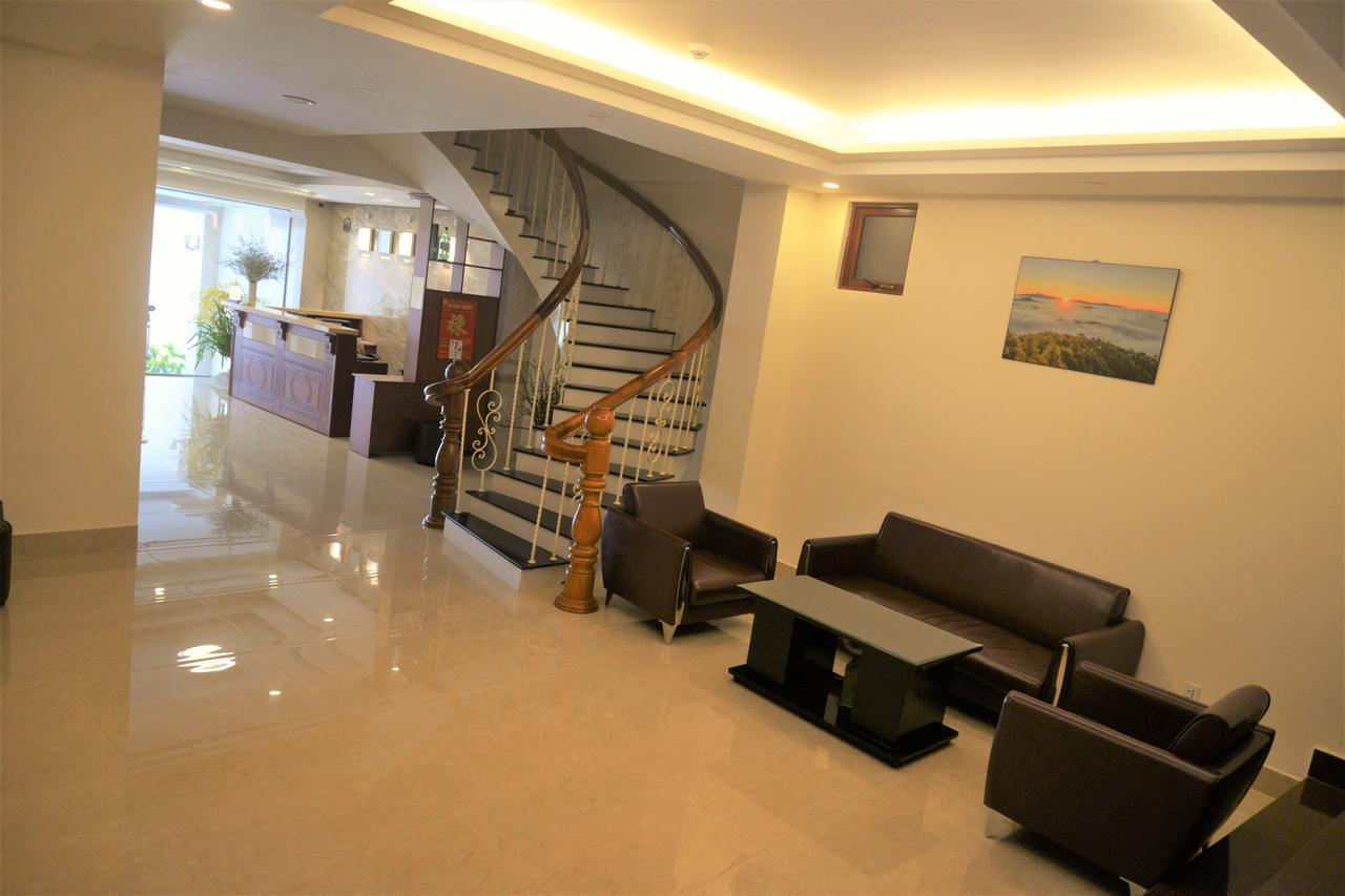 Lake View Hotel Далат Экстерьер фото